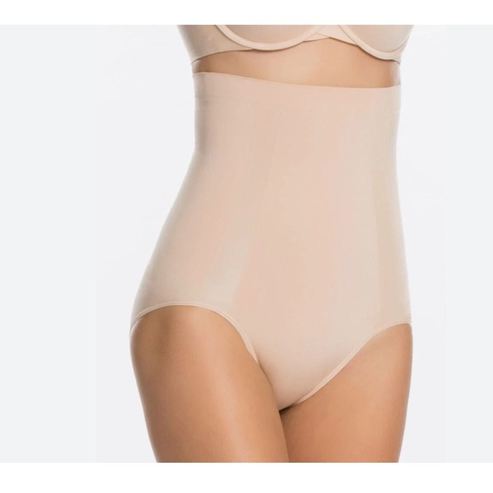 Spanx OnCore High-Waisted Brief Shapewear Nude Beige Firm Control Medium SS1815